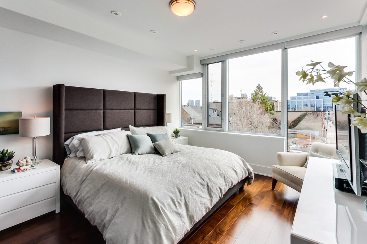 Sale of the Week: the $1.2-million Niagara townhouse that shows how design can trump spaciousness