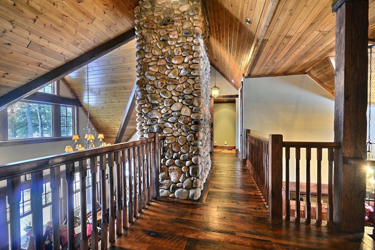 Cottage of the Week: $2.4 million for a luxury cottage near an exclusive golf club