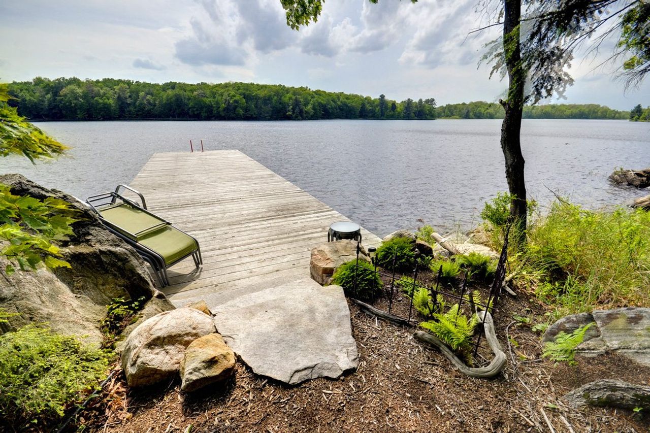 Cottage of the Week: $2.4 million for a luxury cottage near an exclusive golf club