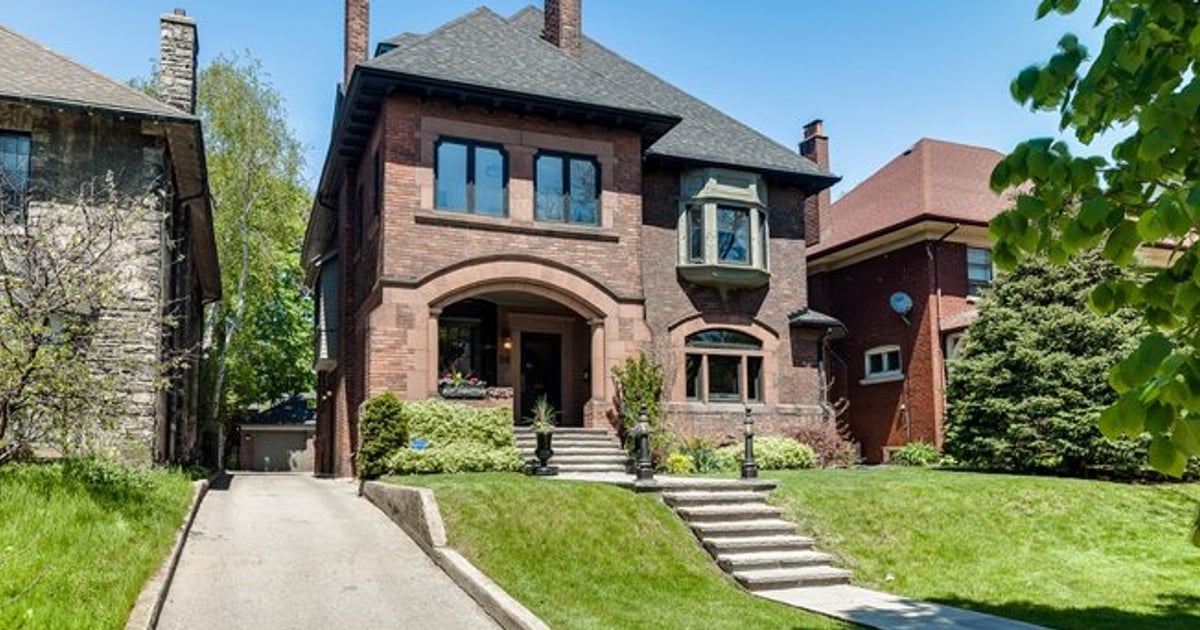 House of the Week: $3.3 million for an antique mansion
