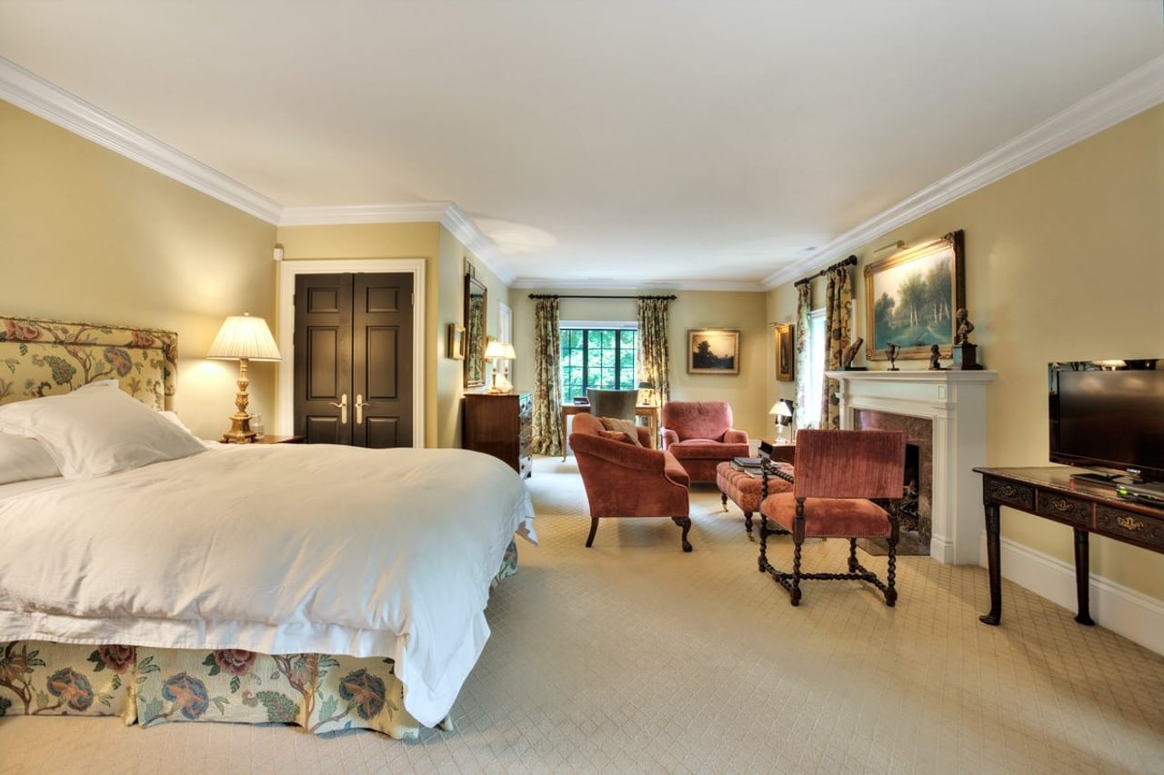House of the Week: $3.9 million for a Rosedale townhouse that doesn't look like a townhouse