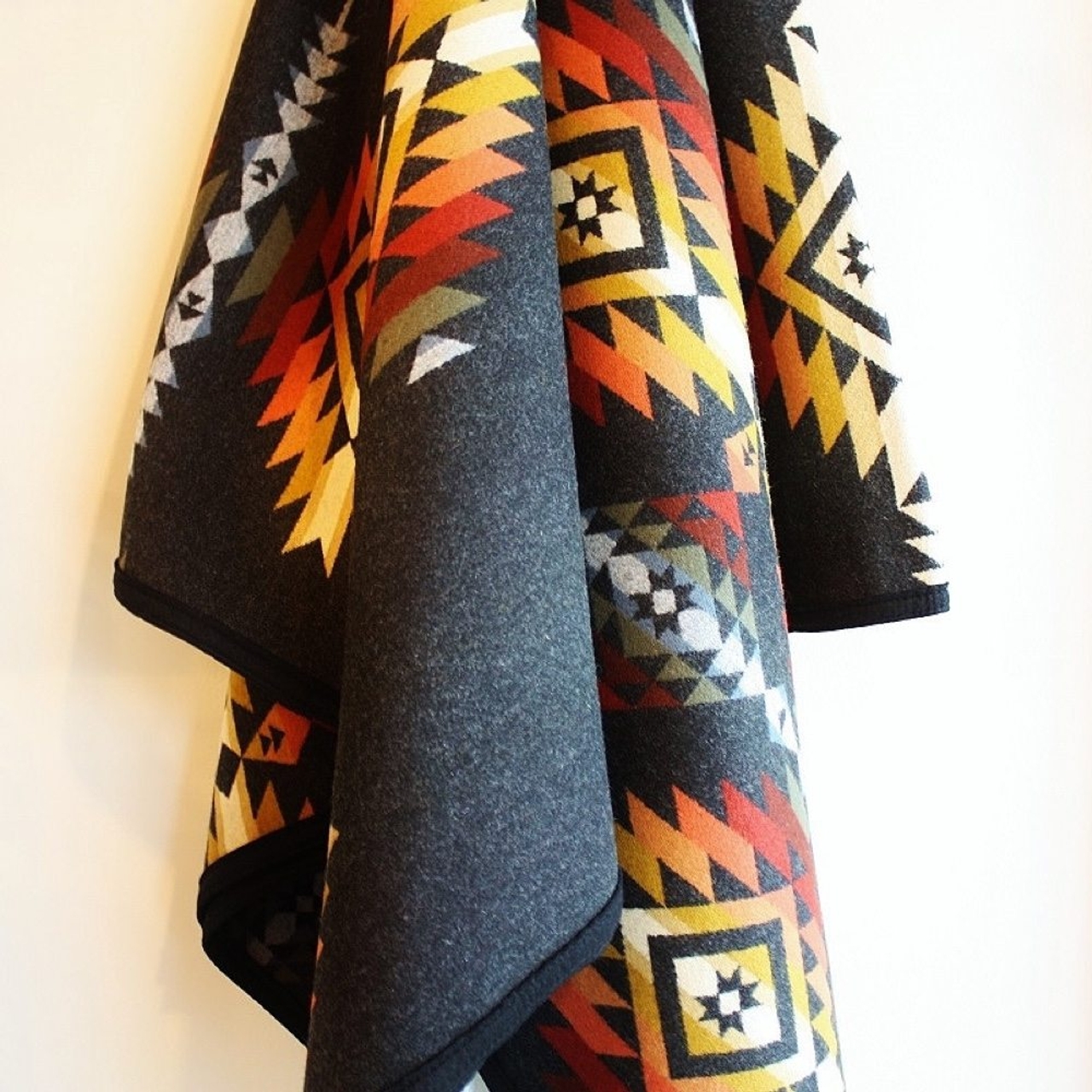 Cashmere dickies, stylish sweats and other incredibly cozy holiday essentials