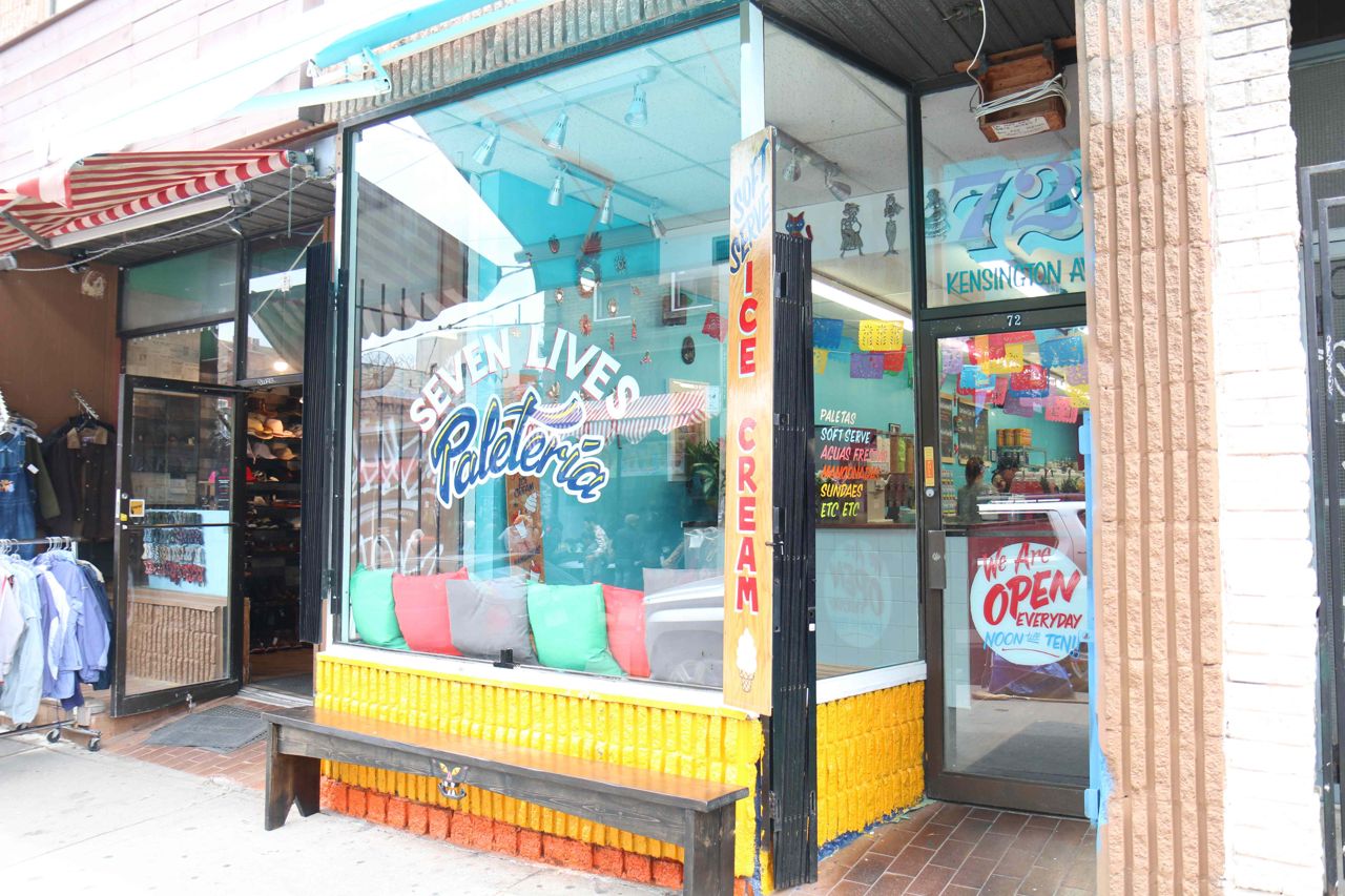 This new dessert bar does Froot Loop paletas, Dole Whip floats and vegan soft serve
