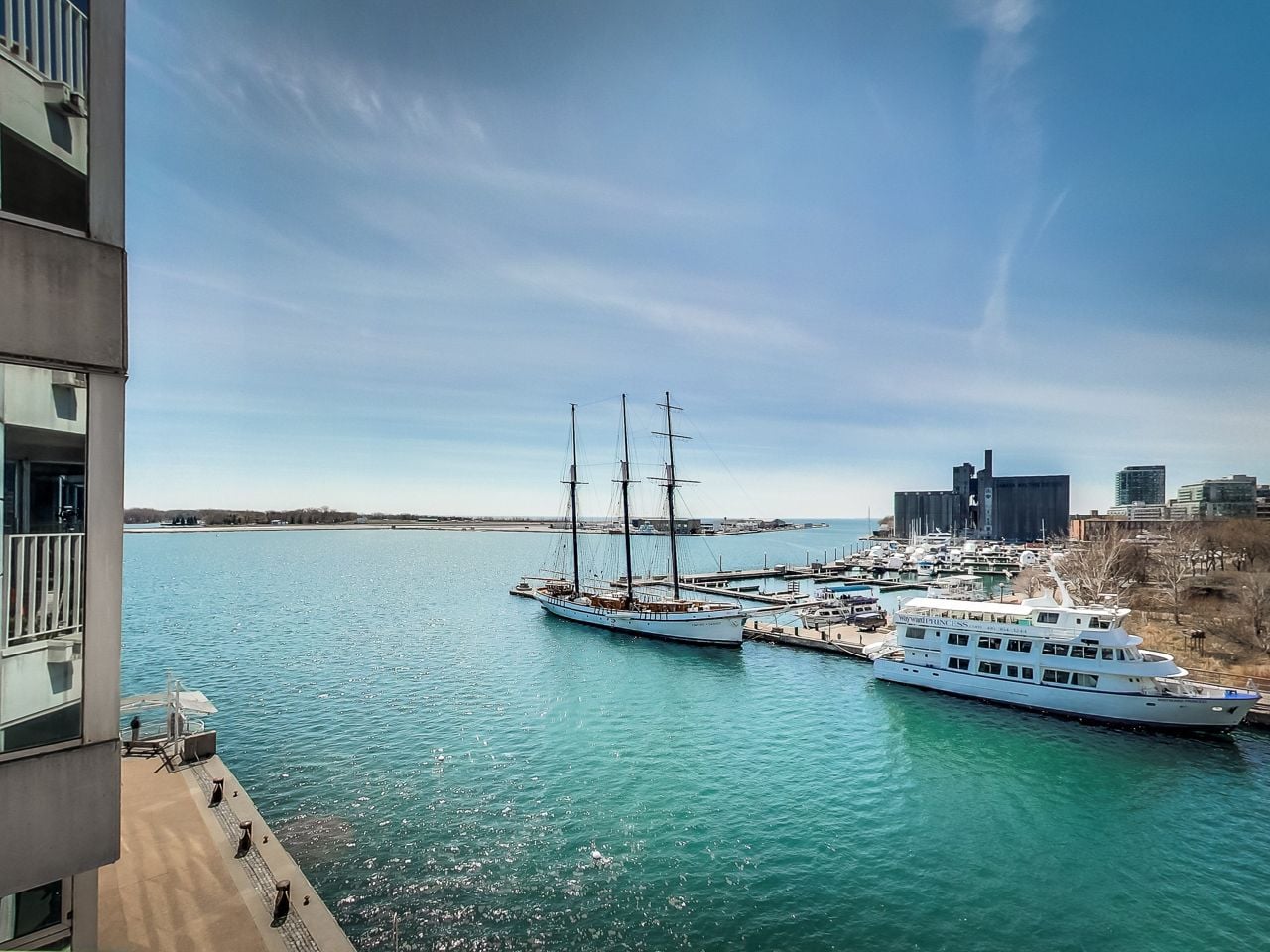 Condo of the Week: $900,000 for a suite that's a literal stone's throw from the lake