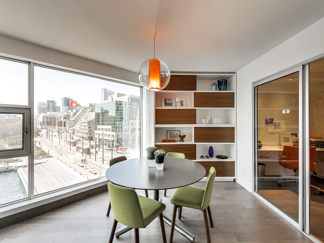 Condo of the Week: $900,000 for a suite that's a literal stone's throw from the lake