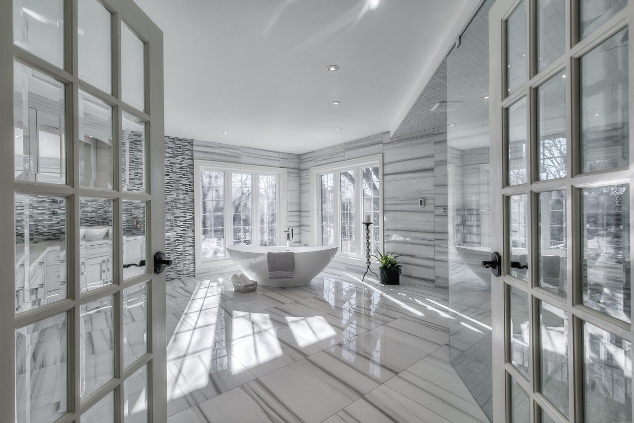 Sale of the Week: The $4.1 million Bridle Path home that proves some neighbourhoods are still buyers' markets