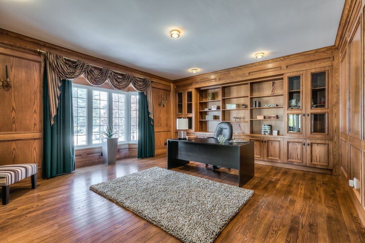 Sale of the Week: The $4.1 million Bridle Path home that proves some neighbourhoods are still buyers' markets