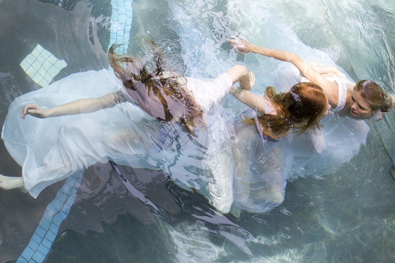 How photographer Barbara Cole turns her underwater photos into lush dreamscapes