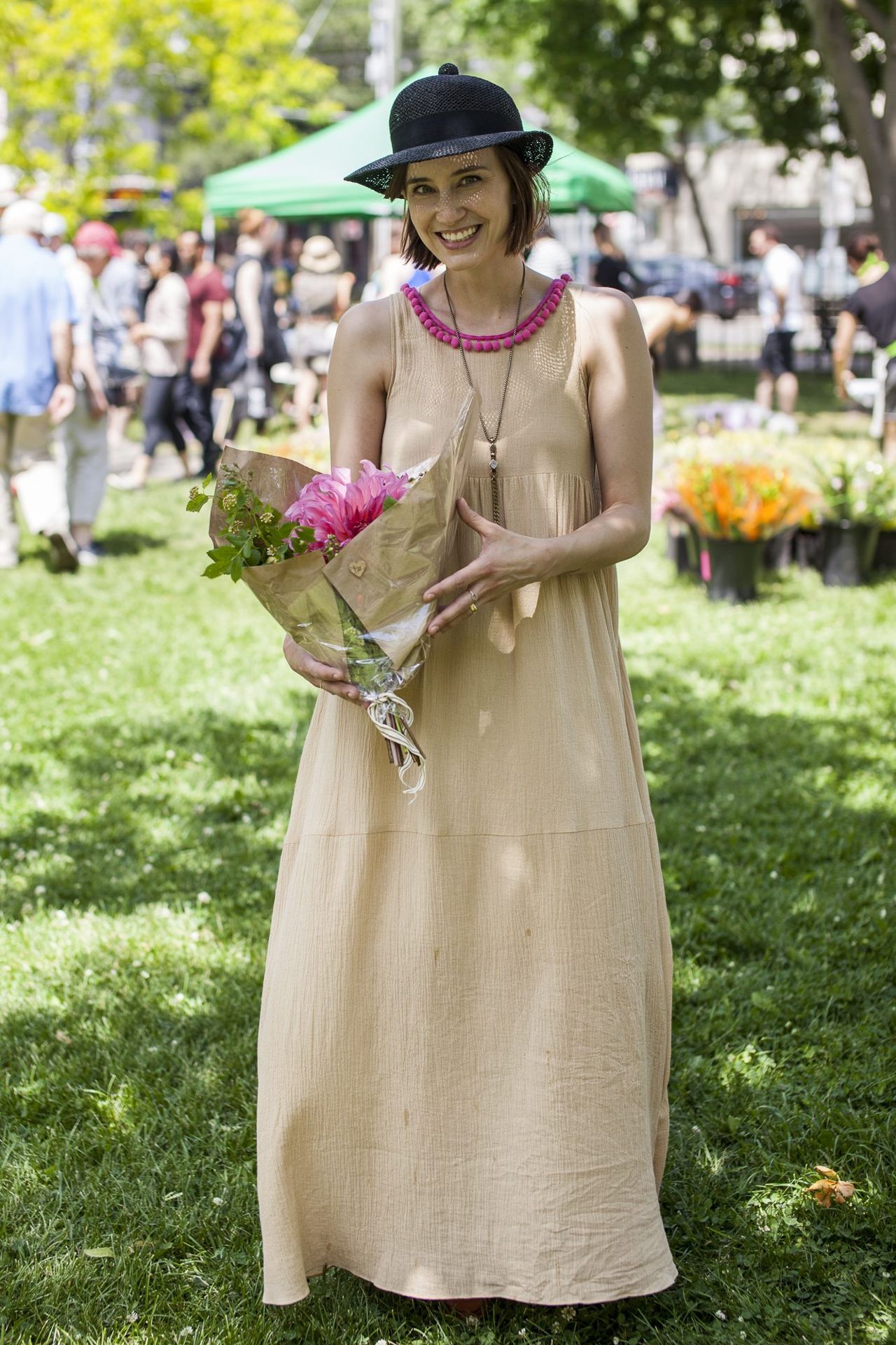 Street Style: Toronto Flower Market on Queen West