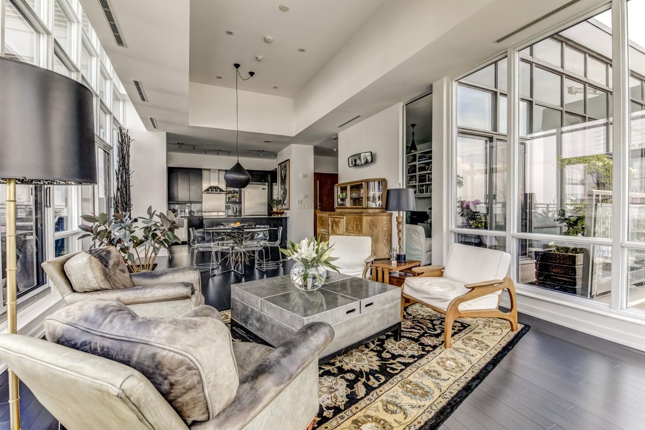 Condo of the Week: $1.7 million for a CityPlace penthouse with a CN Tower view