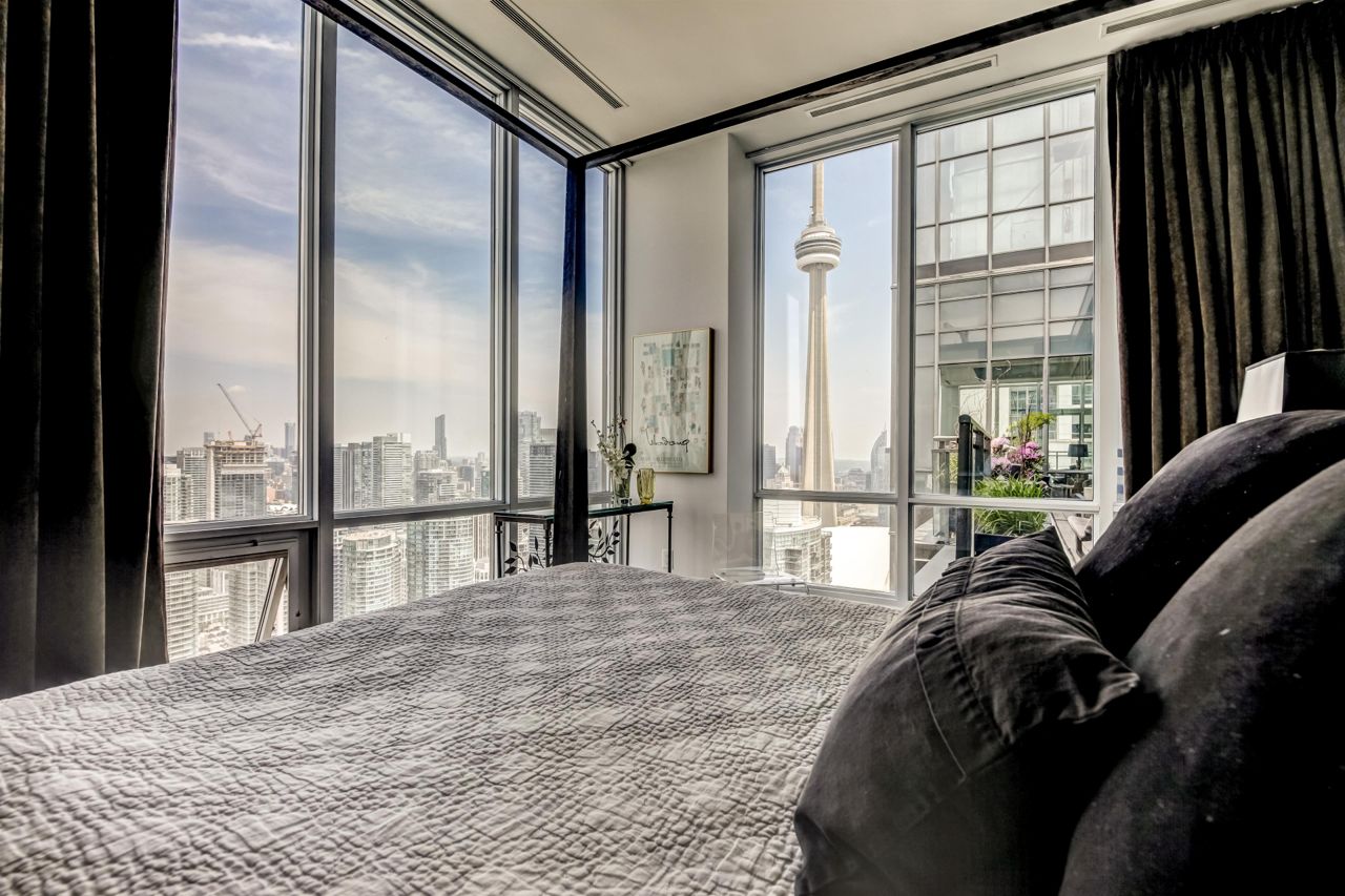 Condo of the Week: $1.7 million for a CityPlace penthouse with a CN Tower view