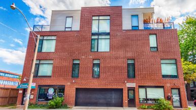 Condo of the Week: $649,900 for a Leslieville townhome with a roof deck and massive windows