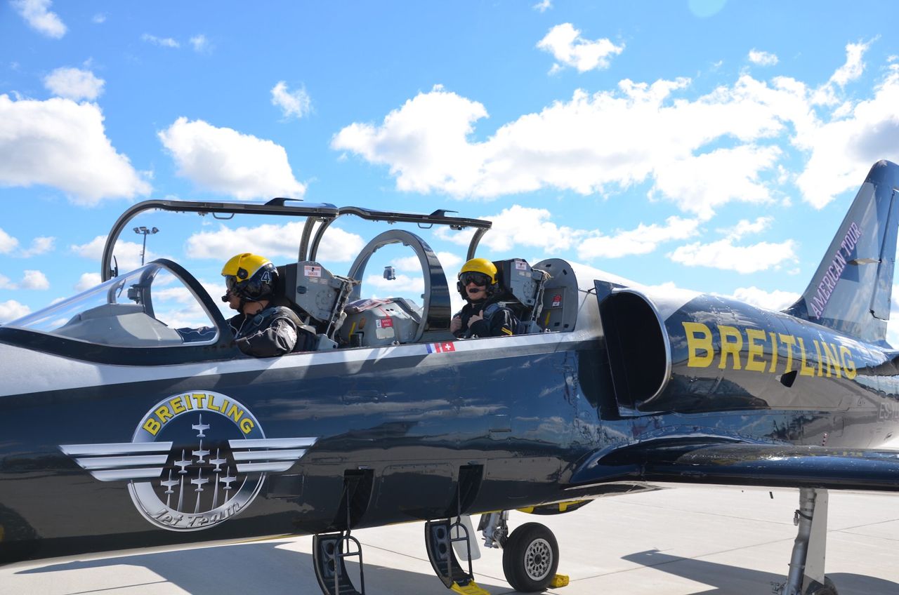 I pulled a Top Gun and took a test flight with a CNE air show jet team