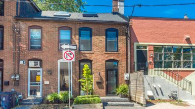 House of the Week: $1 million for a century-old townhouse in Leslieville