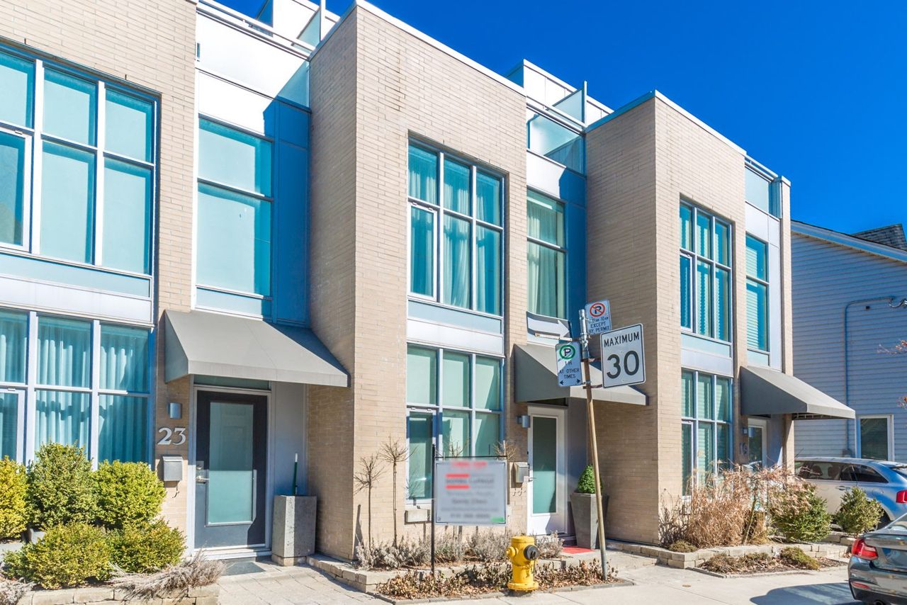 Condo of the Week: $2.1 million for a Corktown townhouse with some impressive millwork