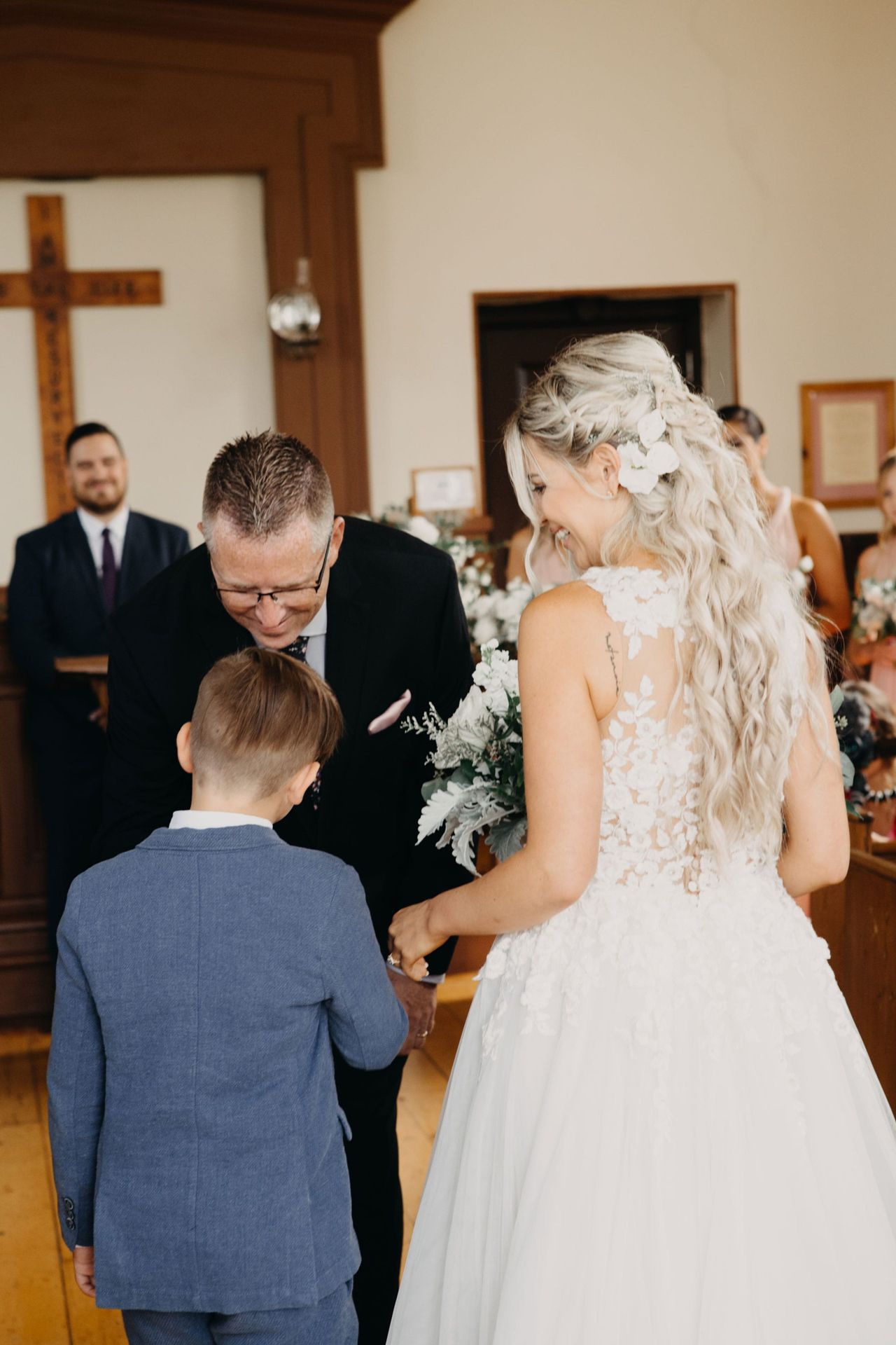 Real Weddings: Inside a lakeside family affair