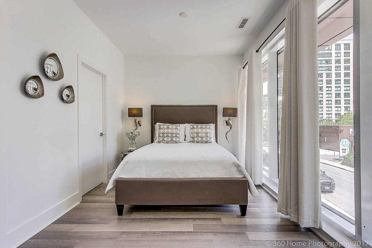 Condo of the Week: $1.6 million for a bright townhouse in Yorkville