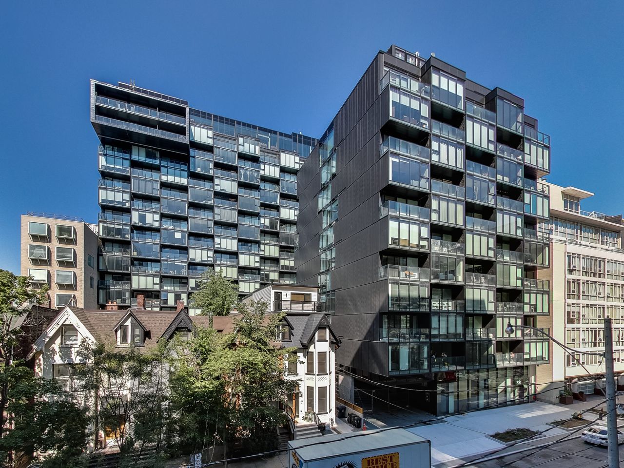 Rental of the Week: $4,000 per month for a decked-out suite at the Thompson Residences