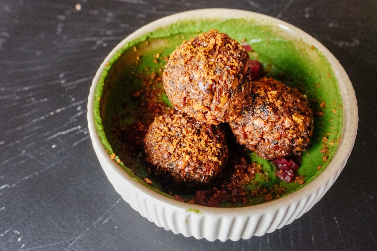 What's on the menu at Casa La Palma, La Palma's new second-floor lounge