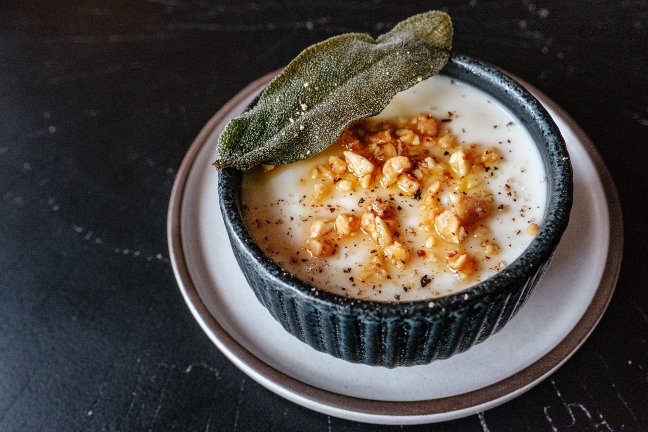 What's on the menu at Casa La Palma, La Palma's new second-floor lounge