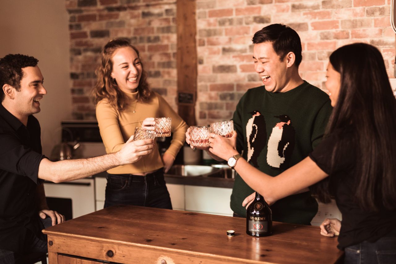 Know good friends when you see them? Cast your vote in St-Rémy’s new contest