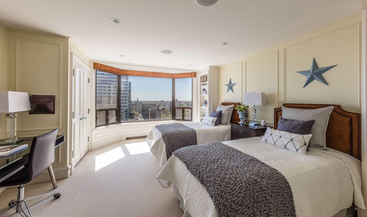 Condo of the Week: $8.8 million for an absolutely massive suite near Yorkville