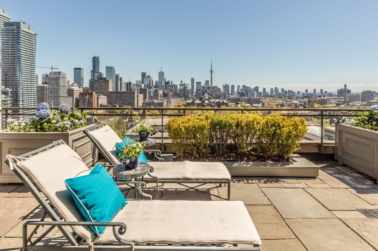 Condo of the Week: $8.8 million for an absolutely massive suite near Yorkville