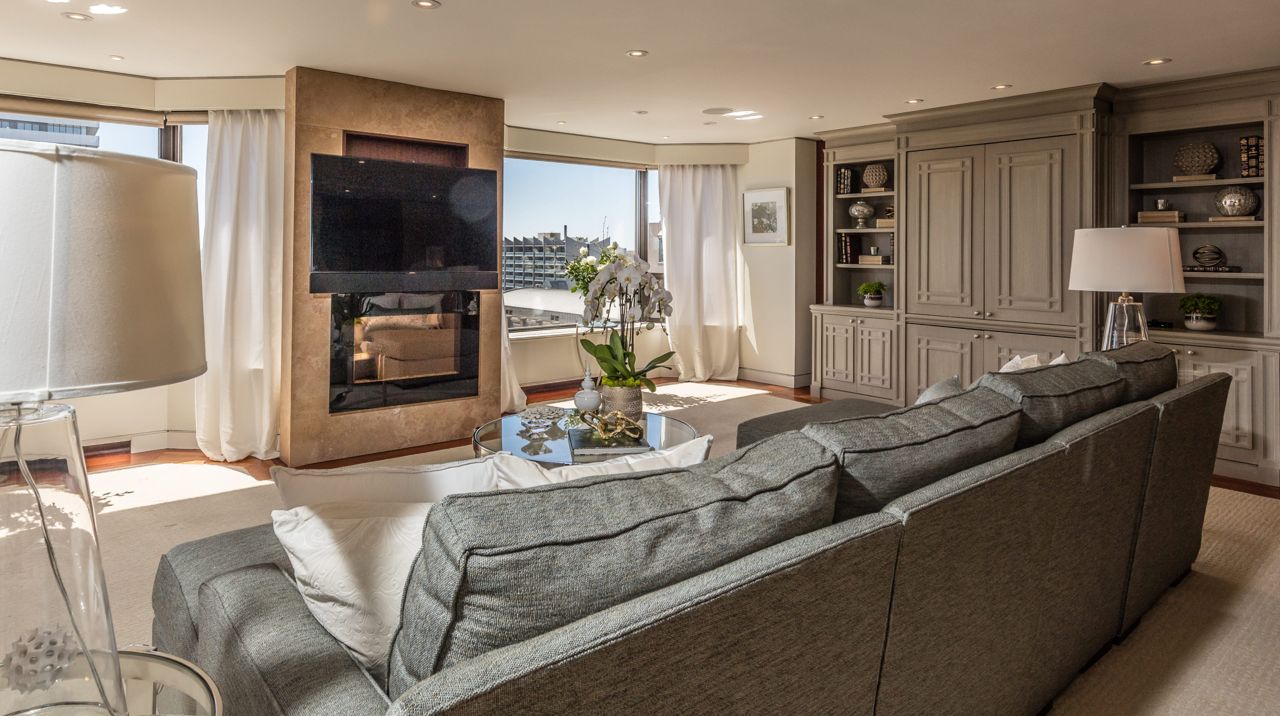 Condo of the Week: $8.8 million for an absolutely massive suite near Yorkville