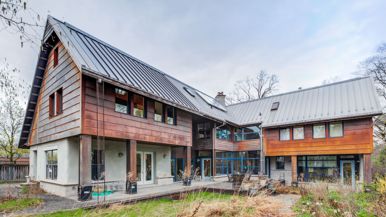 This Mississauga home, built with co-ownership in mind, is on the market for $2.7 million