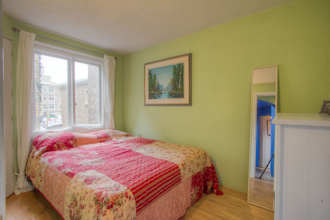 House of the Week: $2.1 million for two homes on a single lot near U of T
