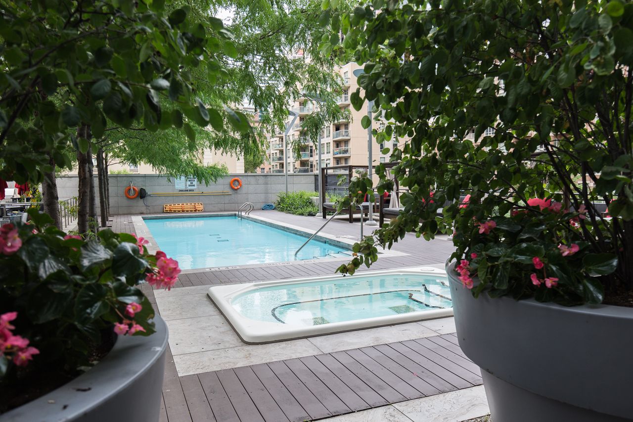 Condo swimming spots: A barbecue-friendly terrace pool at X Condominium