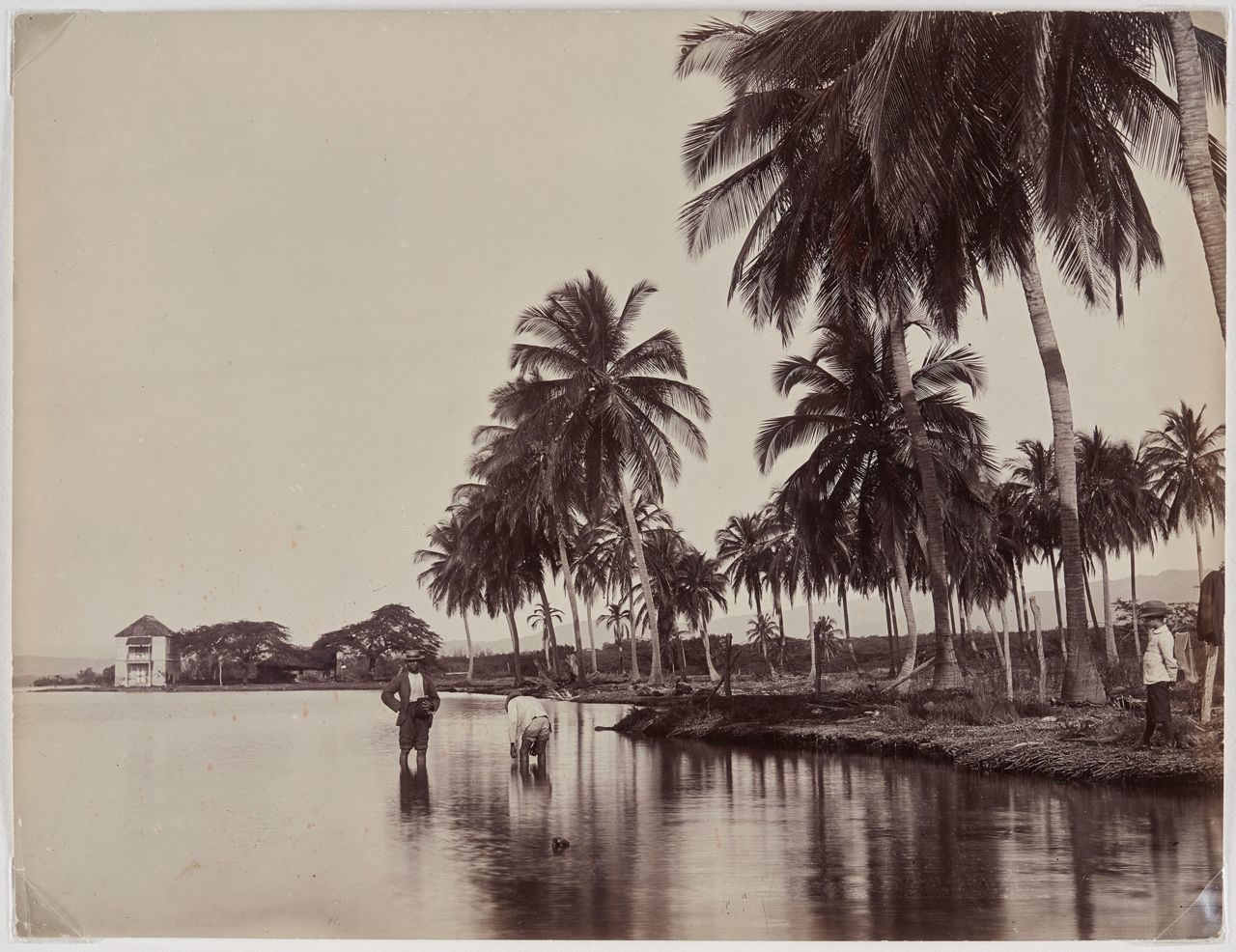 Six photos that illustrate life in the Caribbean 100 years ago