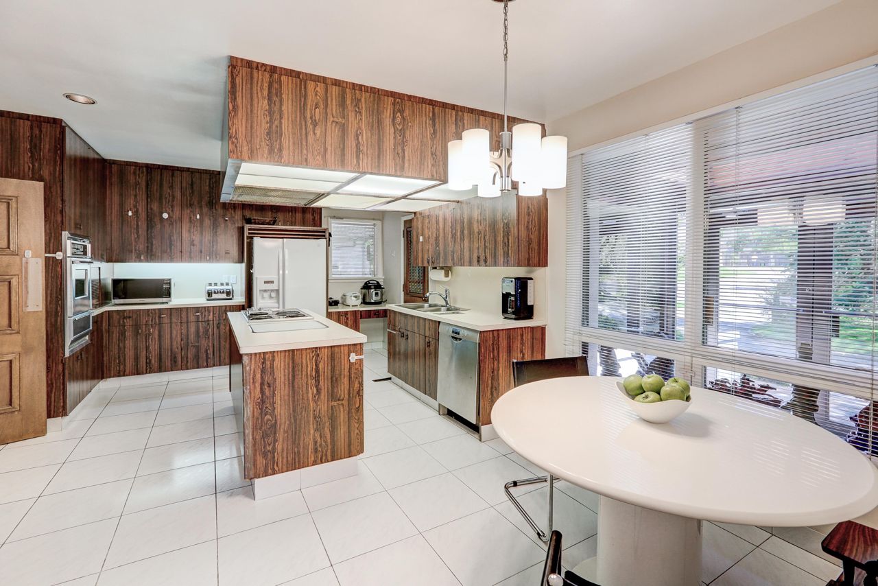 House of the Week: $4.9 million for a very 1970s mansion in Don Mills
