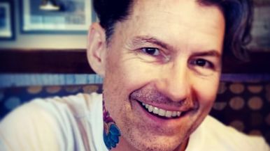 Artist Robert Windrum tells us why being a Textile Museum of Canada member is worth it