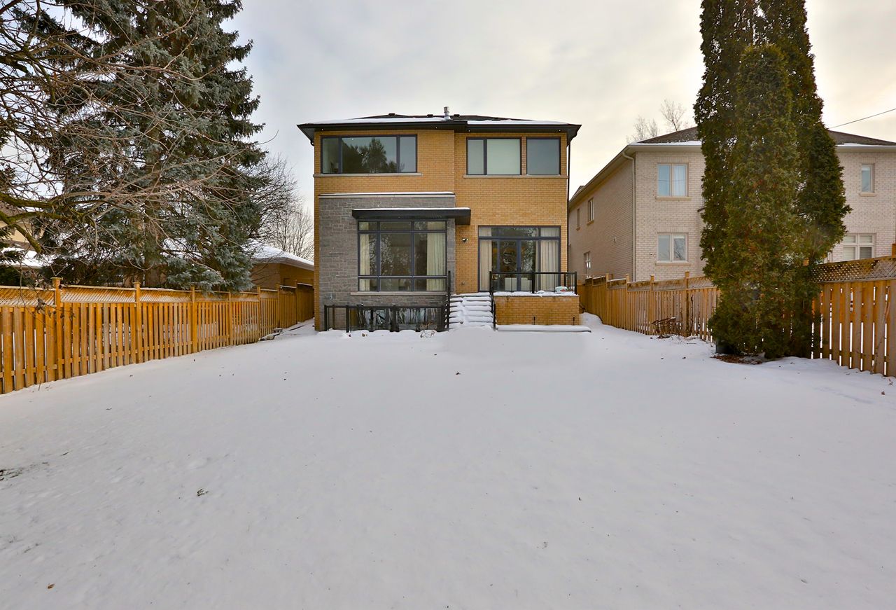 House of the Week: $3 million for a recently built home in North York