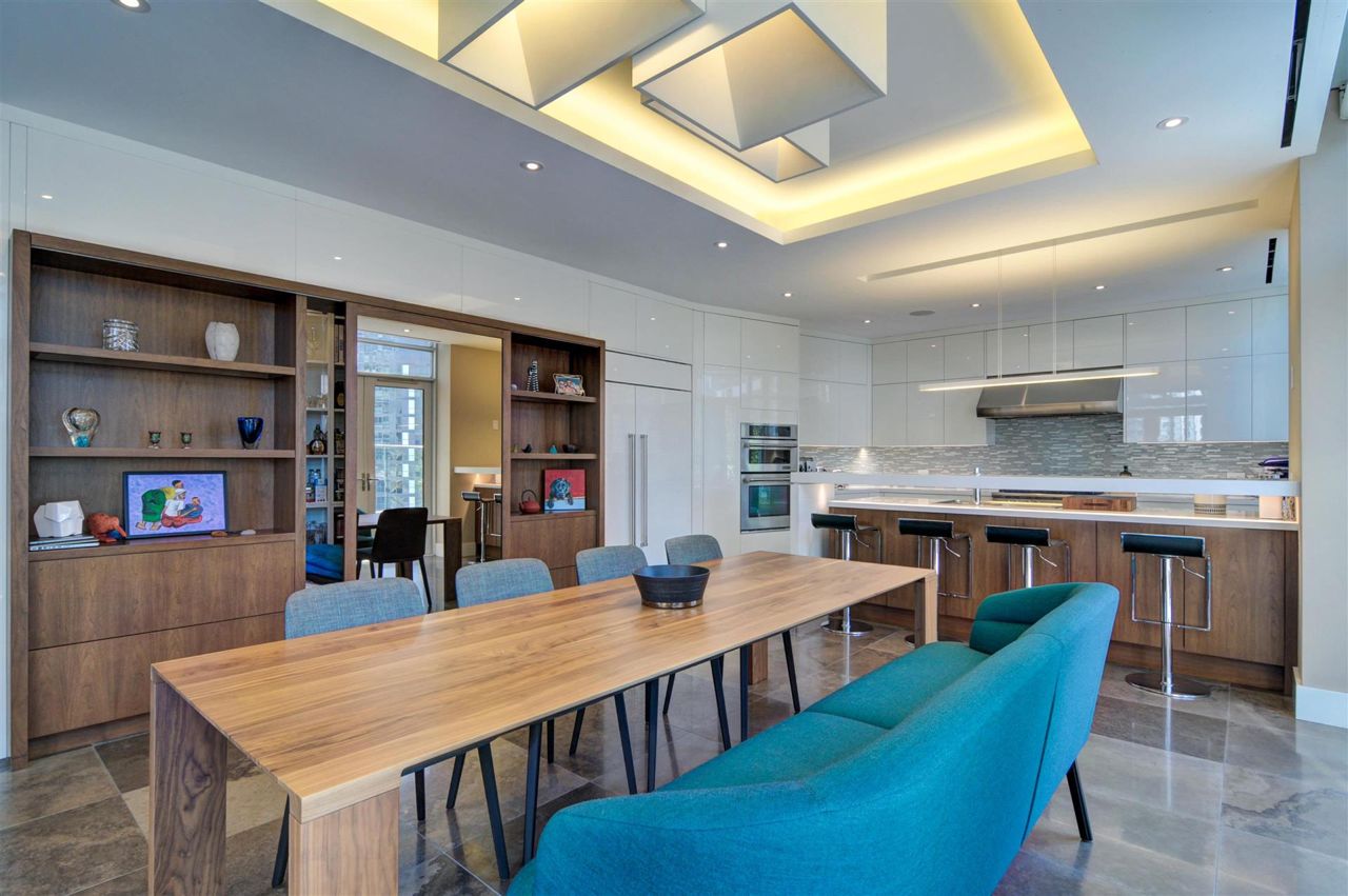 Condo of the Week: $3.5 million for a downtown penthouse with a landscaped rooftop patio