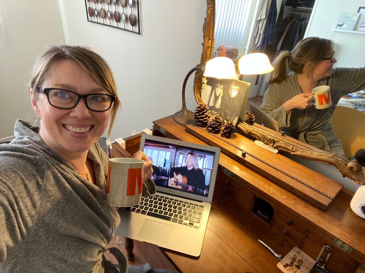 Virtual puppy training, FaceTime board game nights and six other ingenious ways Torontonians are socially distancing