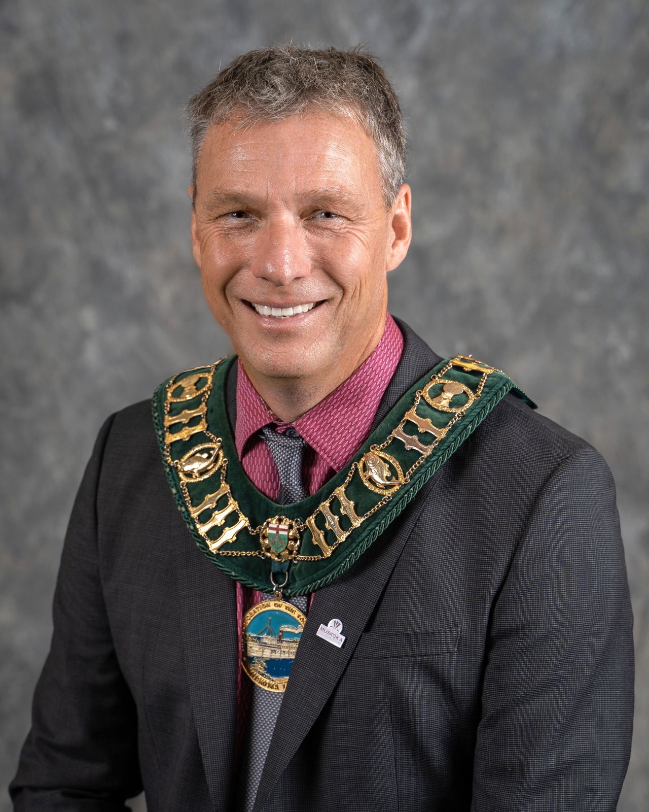 "Stop being selfish": Should Torontonians head to cottage country during the pandemic? We asked the mayor of Muskoka Lakes