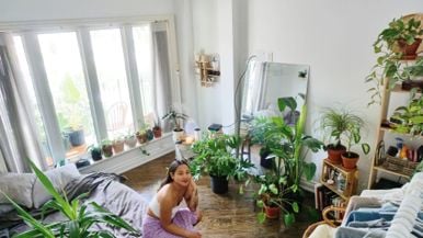 This barista went from making $33,000 to collecting CERB. But did the pandemic alter her spending habits?