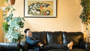 I’m 25, live with my parents and own 20 rental properties. Here's how I did it