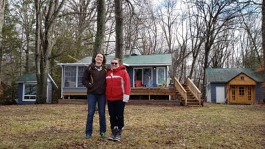 This GTA couple dreamed of moving to a cottage. They just bought this $540,000 Kawartha Lakes getaway