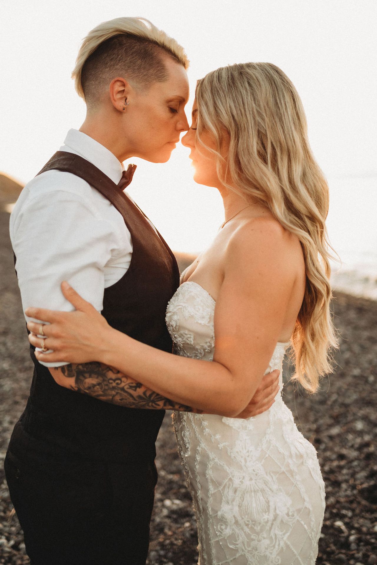 Real Weddings: Inside an intimate destination wedding in Santorini