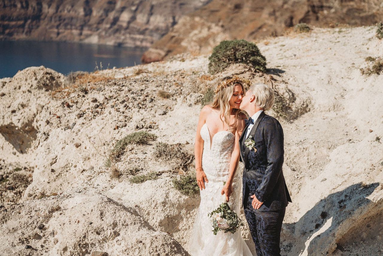 Real Weddings: Inside an intimate destination wedding in Santorini