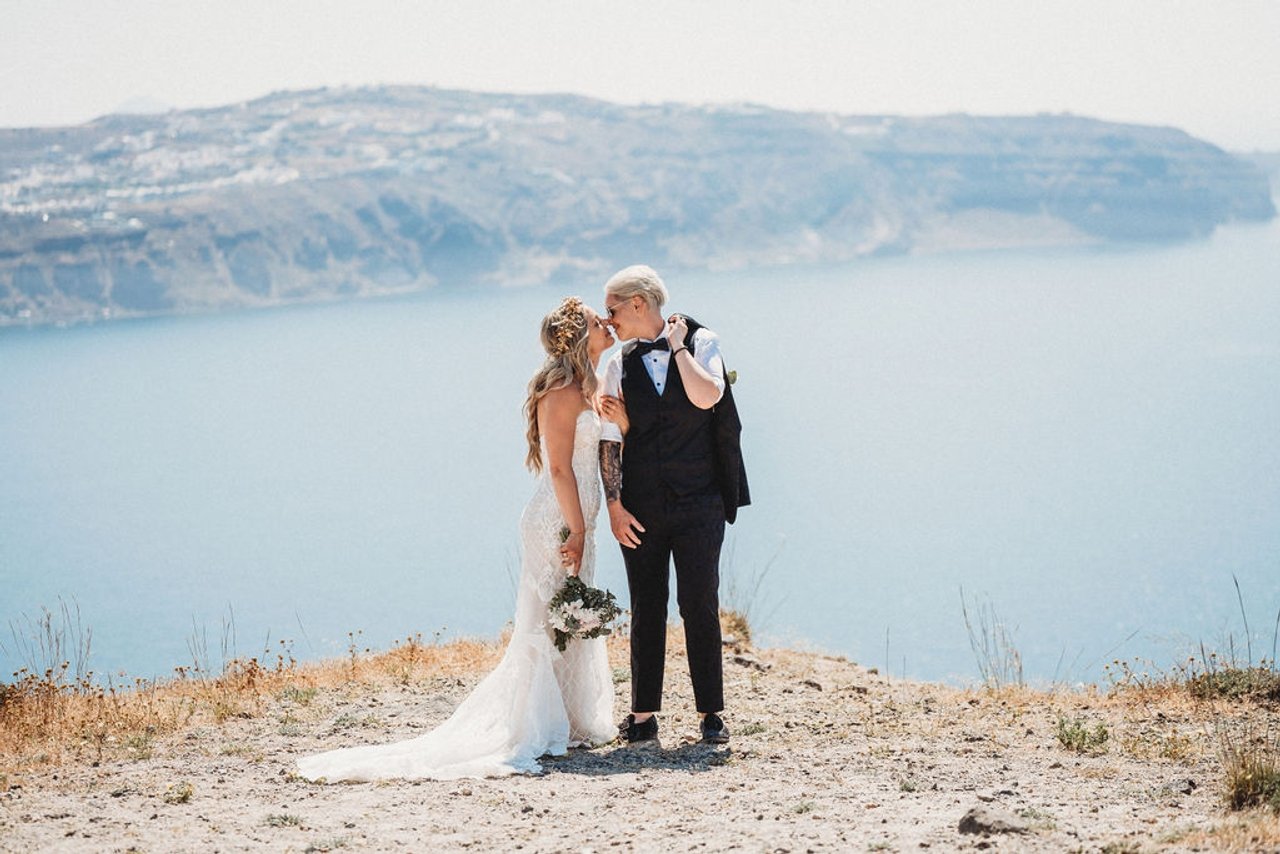Real Weddings: Inside an intimate destination wedding in Santorini