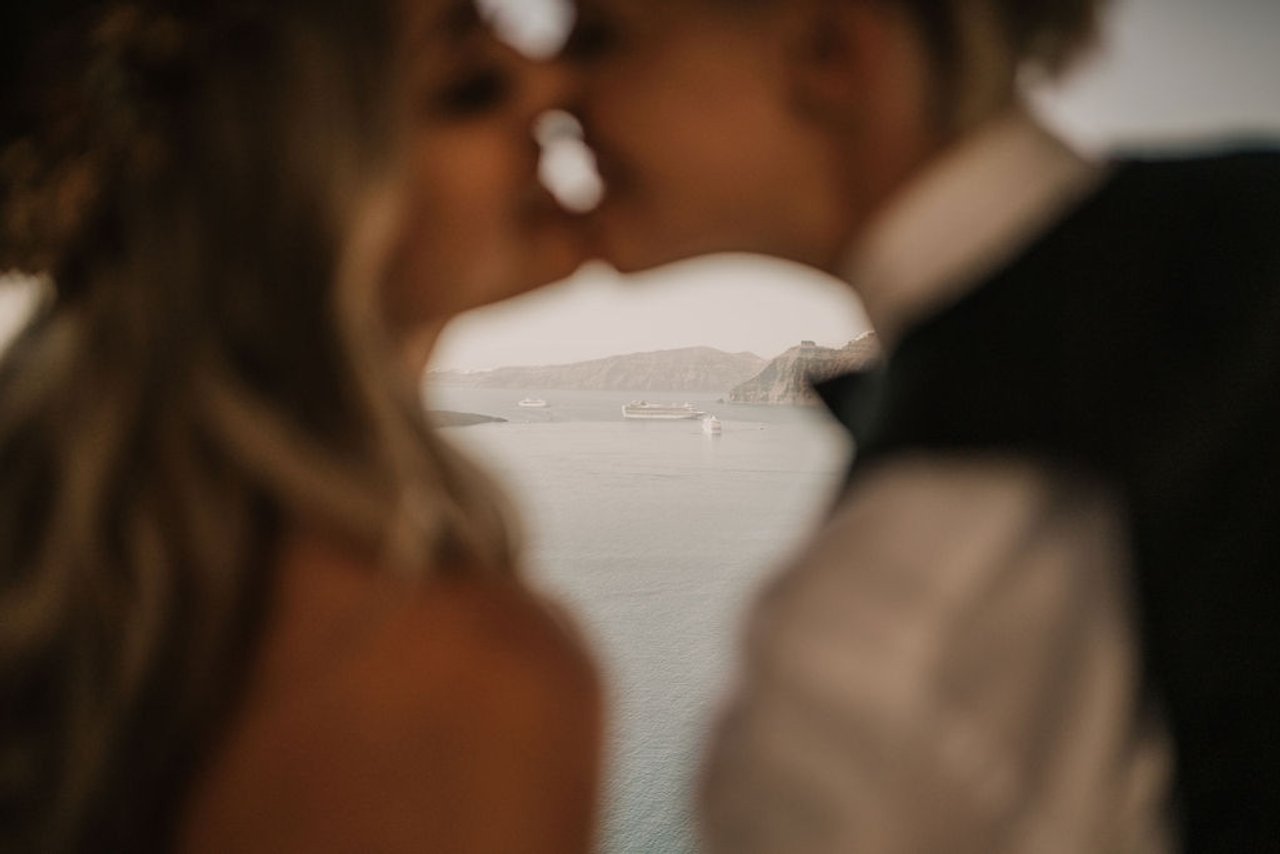 Real Weddings: Inside an intimate destination wedding in Santorini