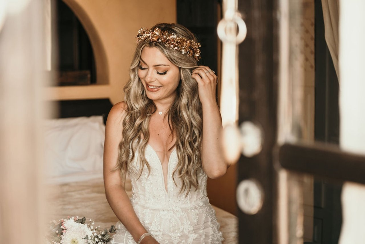 Real Weddings: Inside an intimate destination wedding in Santorini