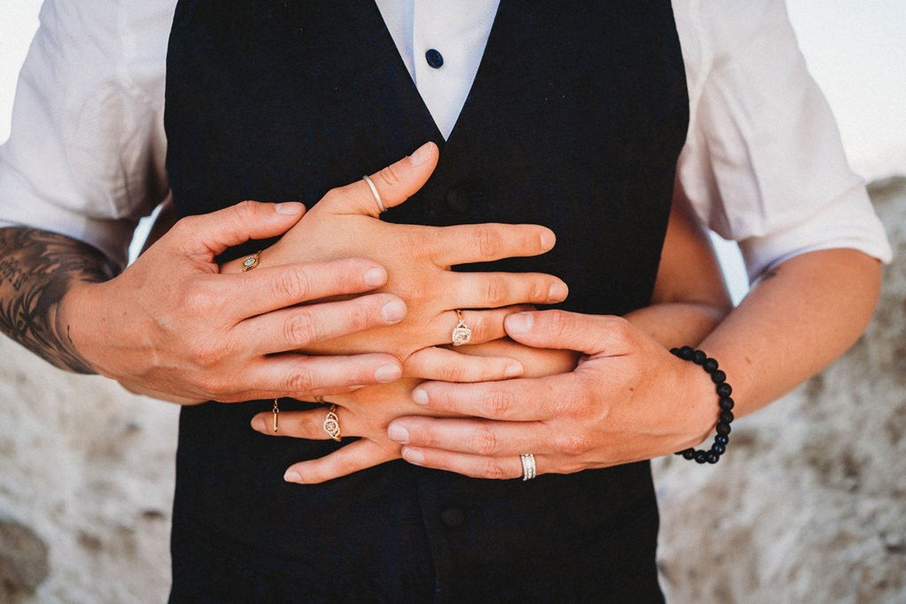 Real Weddings: Inside an intimate destination wedding in Santorini