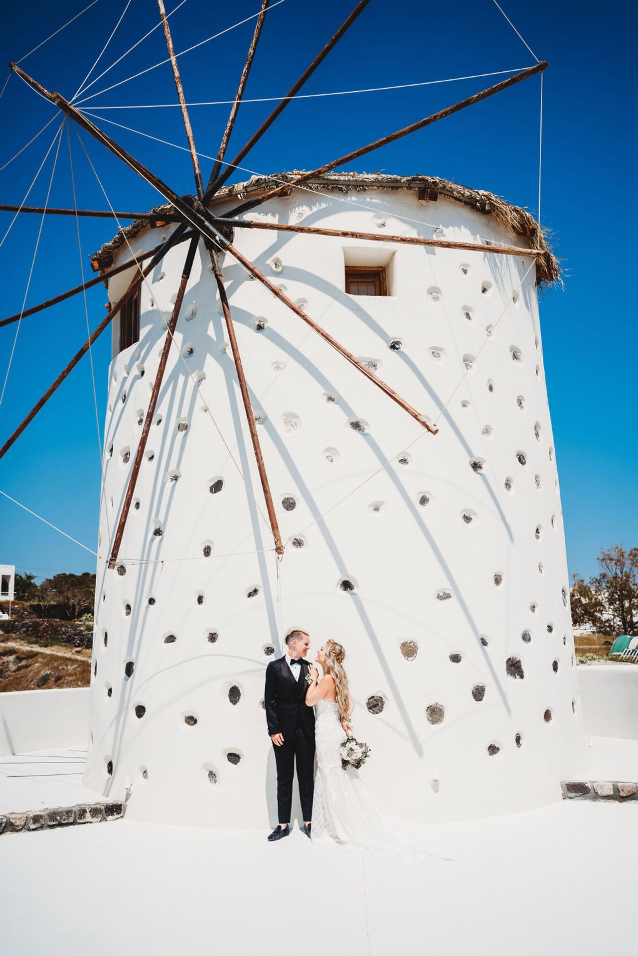 Real Weddings: Inside an intimate destination wedding in Santorini