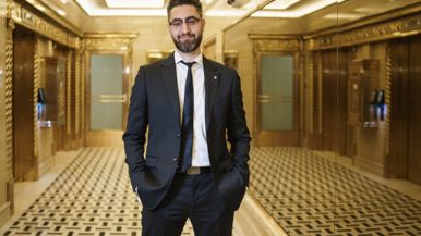 This lawyer is suing Metrolinx for $2 million. Why? The agency suspended his clients because they wouldn't get vaccinated