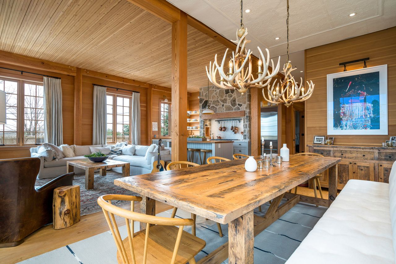 Cottage of the Week: $5.1 million for a chalet at the base of Blue Mountain with an indoor pool and sauna